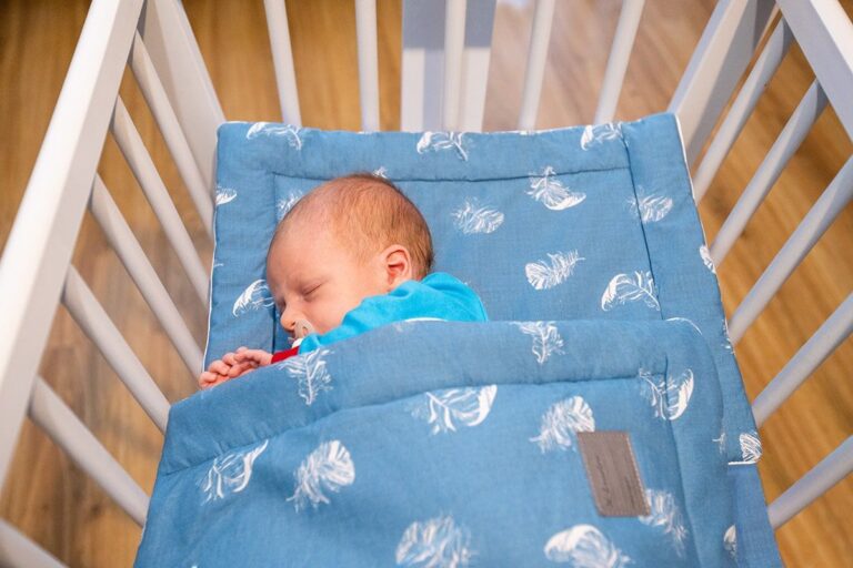 Jaką pościel dla noworodka wybrać?
