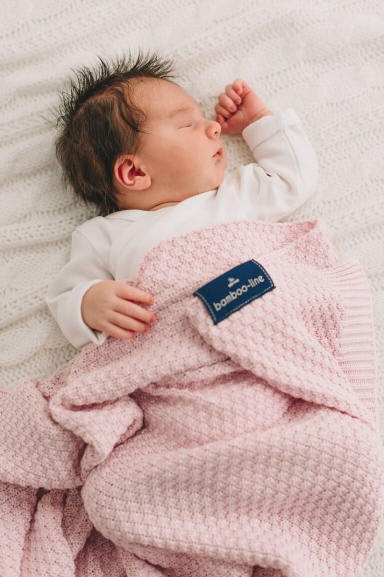 Jaki otulacz dla niemowlaka będzie najlepszy?