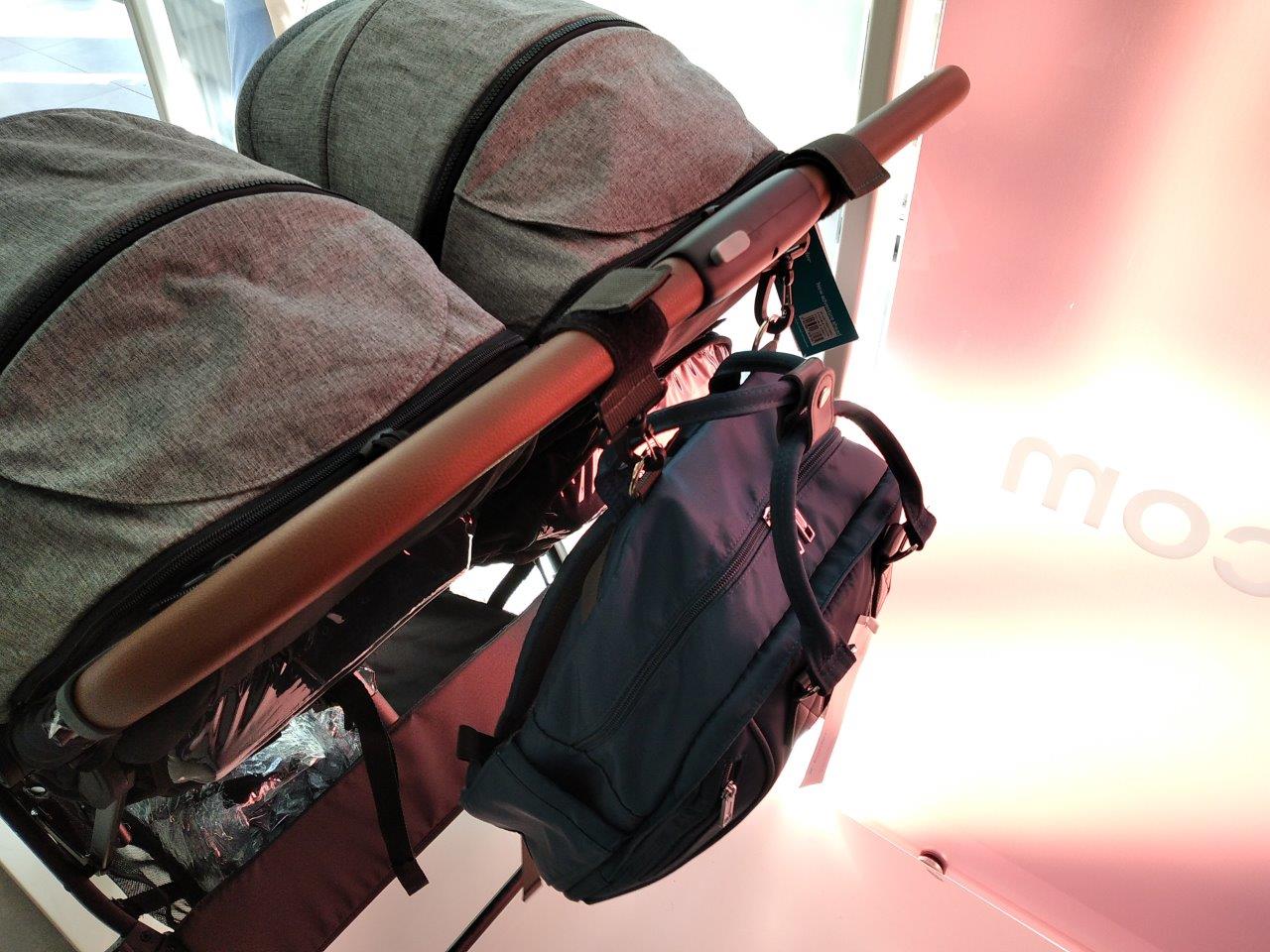 Wickeltasche für Zwillingskinderwagen zum Aufbewahren der wichtigsten Utensilien für zwei kleine Kinder