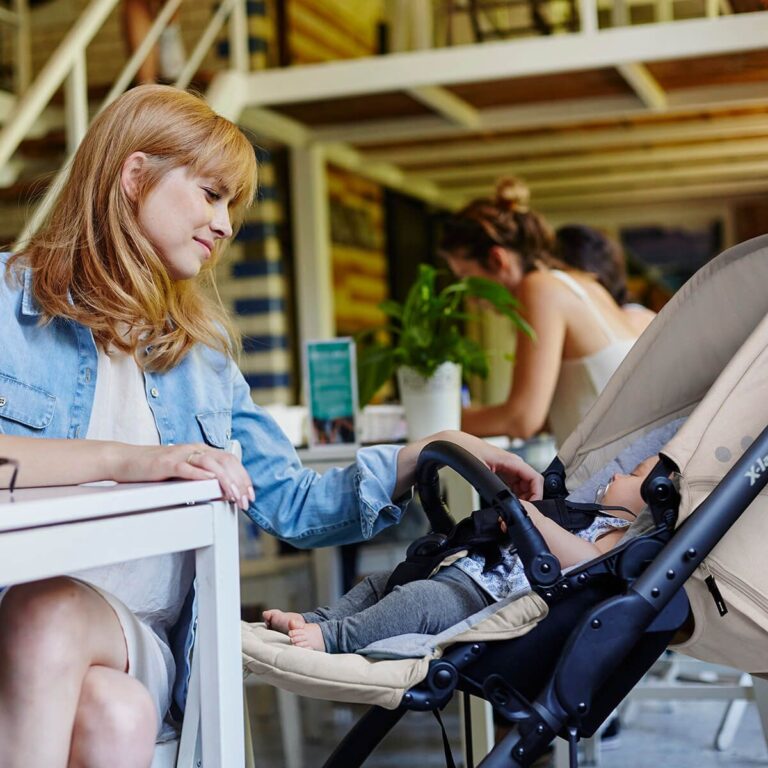 Ile trwa urlop macierzyński? Zasady, kryteria, porady